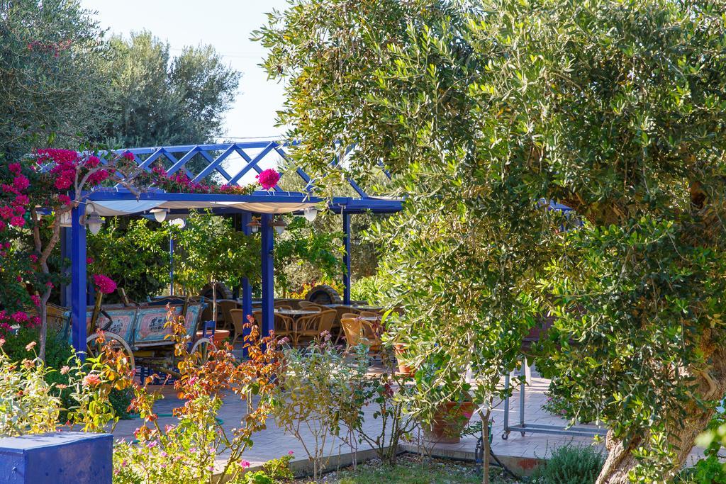 Filoxenia Apartments & Studios Theologos  Ngoại thất bức ảnh