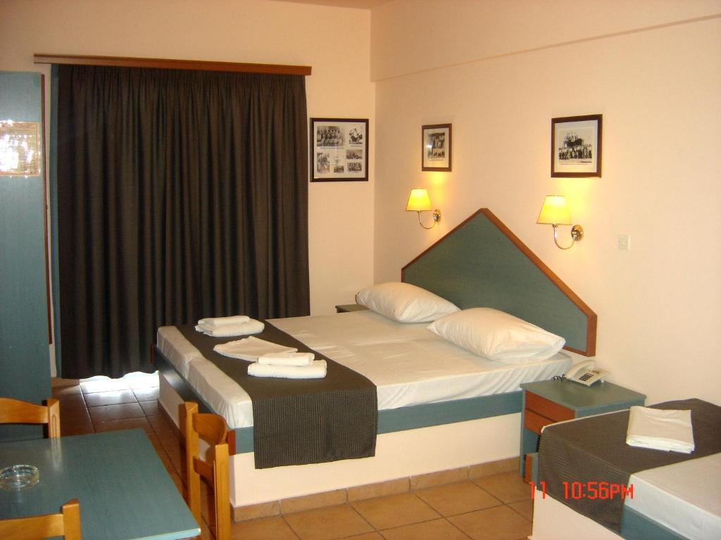 Filoxenia Apartments & Studios Theologos  Phòng bức ảnh